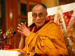 Арвандөрөвдүгээр Далай лам хойд дүрийг нь 