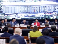 Ерөнхий сайд Г.Занданшатар гадаад улсаас Монгол Улсад суугаа дипломат болон олон улсын байгууллагы..