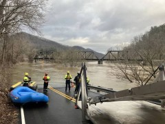 АНУ-ын Техас мужид болсон үерийн гамшигт эндсэн хүний тоо 81-т хүрчээ