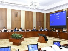 “Зээлийн хүүг бууруулах талаар авах арга хэмжээний тухай”  УИХ-ын тогтоолын төслийг хэлэлцэв