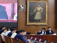 Төсвийн байнгын хороо ээлжит чуулганы хугацаанд 9 хууль, УИХ-ын 14 тогтоол батлуулжээ