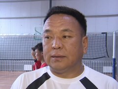 Өдөн бөмбөгийн тамирчид багийн төрөлд алтан медаль хүртлээ