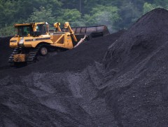 БНХАУ-д эрчим хүчний эрэлтийг дагаад нүүрсний хэрэглээ өсөж байна