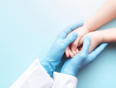 Хүүхдийн эмчилгээ, тусламж үйлчилгээний зардлыг найман тэрбум төгрөгөөр нэмэгдүүллээ  