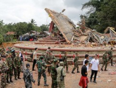 Камбожийн хил дээрх хурцадмал байдалтай зэрэгцэн Тайландын үйлдвэрүүд ажиллах хүчний хямралд орлоо