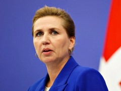 Дани: Гринланд дахь Америкийн оролцоог хүлээн зөвшөөрөхгүй