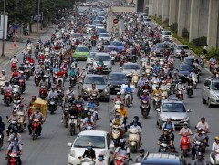 Ханойд ирэх жилээс бензин, дизель хөдөлгүүртэй мотоцикльд хориг тогтооно