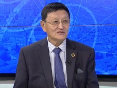 Озоны давхарга нь дэлхий дахинд хөнөөлтэй нарны хэт ягаан туяаны 93-99 хувийг шингээж, нэвтрүүлдэг..