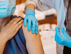 Томуугийн эсрэг дархлаажуулалтад хамрагдах нь архаг хүндрэлээс сэргийлнэ