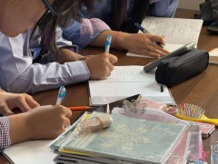 А.Амартүвшин: Сургуулийн хүртээмжгүй байдлаас болж нэг ширээ, хоёр сандал дээр гурван хүүхэд сууж ..