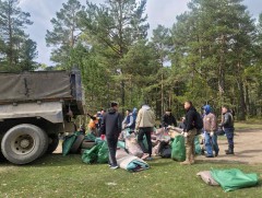 Улаанбаатар хотын ногоон бүсийн 2169 га талбайгаас нийт 31 тонн хог хаягдлыг цэвэрлэлээ