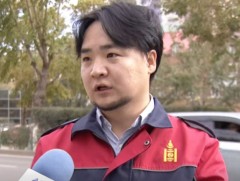 Аюултай ачааг тээвэрлэдэг жолоочийн хариуцлагагүй үйлдэл олон хүний амь насыг эрсдэлд оруулж байна