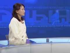 Целиак өвчний үед гэдэс дүүрэх, суулгах, ядрах, хүүхдийн өсөлт хоцрох, цус багадах зэрэг шинж тэмд..