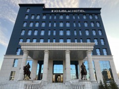 Аялал жуулчлалыг хөгжүүлэхэд зочлох үйлчилгээний салбар чухал үүрэг гүйцэтгэдэг