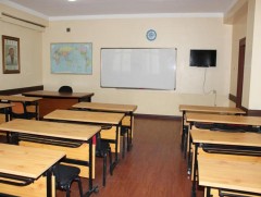 Багш нар хугацаагүй ажил хаялт зарлалаа 