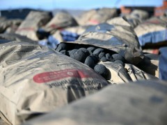 Хагас коксон түлш илч багатай байна гэж зарим иргэн шүүмжилж байна