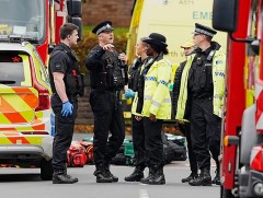 Манчестер хотод халдлага гарч, хоёр хүн амь үрэгдэв