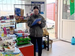 Сургууль орчмын хүнсний худалдаанд хяналт шалгалт хийлээ