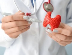 Эрт илрүүлэгт хамрагдсан хоёр хүн тутмын нэг нь бамбай булчирхайн зангилаатай байна