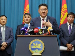 ЗГ: Багахангай-Хөшигийн хөндий чиглэлийн төмөр замын төслийн санхүүжилтийг шийдвэрлэв