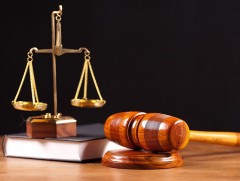 Эрх мэдэл, албан тушаалын байдлаа урвуулан ашигласан хэргийг шүүхэд шилжүүллээ