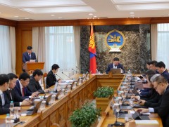 Засгийн газрын ээлжит бус хуралдаан болж байна