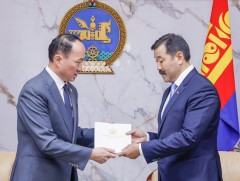 Монгол Улсын Их Хурлын чуулганы хуралдааны дэгийн тухай хуульд нэмэлт, өөрчлөлт оруулах тухай хуул..