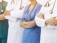 Эмч нарын цалинг ирэх онд 30 хувиар нэмнэ