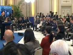 Бүгд Найрамдах Солонгос Улсад онц байдал цуцалснаас хойш нэг жил болж байна