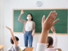 Даваа гарагаас дунд ангийнхан цахимаар, бага ангийнхан танхимаар хичээллэнэ