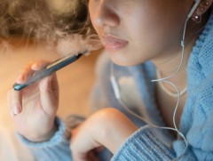 ДЭМБ: Дэлхий даяар 13-15 насны 15 сая хүүхэд электрон тамхи хэрэглэж байна