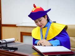 Гадаад харилцааны сайд Б.Батцэцэг МУИС-ийн 