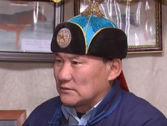 Р.Мөнхтөр: Анх мал маллаж сурах гэж ном уншиж эхэлсэн