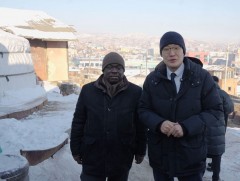 Эваристэ Коуасси Комлан: ЧИП төслийн дулаалгын үр дүнд хүүхдүүд өглөө хичээлд явахдаа дулаахан гэр..