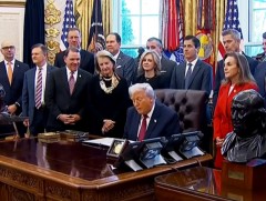 Д.Трампын засаг захиргаа 