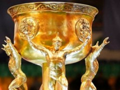 Алтан цомын барилдаанд Хамаг Монгол баг эхний ялалтаа авлаа