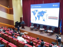 Шүгэл үлээгчийн эрх зүйн байдлын тухай хуулийн төслийн хэлэлцүүлэг болж байна