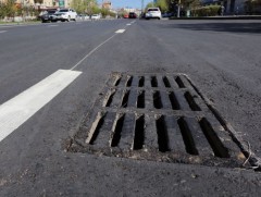 Нийслэлд энэ жил 19 байршилд 11.7 км авто замын борооны ус зайлуулах шугам угсарна