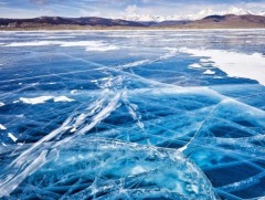 Нуурын толио, гол мөрний нийт уртын дагууд мөсний зузаан харилцан адилгүй байна