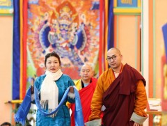 Очирдара шүтээнд мандал өргөж, төр түмний буян заяаг даатгалаа