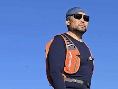 Б.Нэргүй Эверестийн оргилд гарсан Монголын 18 дахь уулчин болов