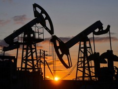 Reuters: ОХУ-ын газрын тосны орлого энэ сард жилийн өмнөхөөс 60 хувиар давж болзошгүй 