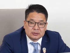 Сурагчдыг заавал дүрэмт хувцастай байхыг тулгаж, хүчээр шахахгүй байхыг салбарын яам ЕБС-иудад анх..