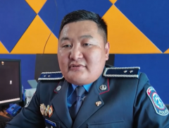 Төвөөс хөдөөг зорьсон хэсгийн төлөөлөгч Хоньчингийн Энхтөр