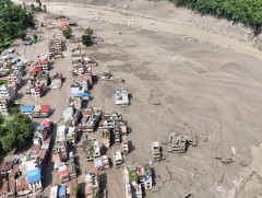 Балба болон Төвөд дэх амиа алдсан хүний тоо 550 давж, 1400 гаруй хүн сураггүй байна